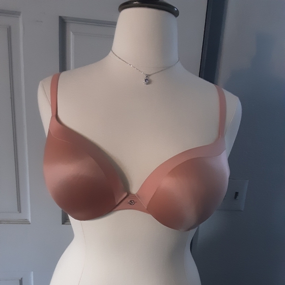 Victoria's Secret Other - Victoria's secret bra